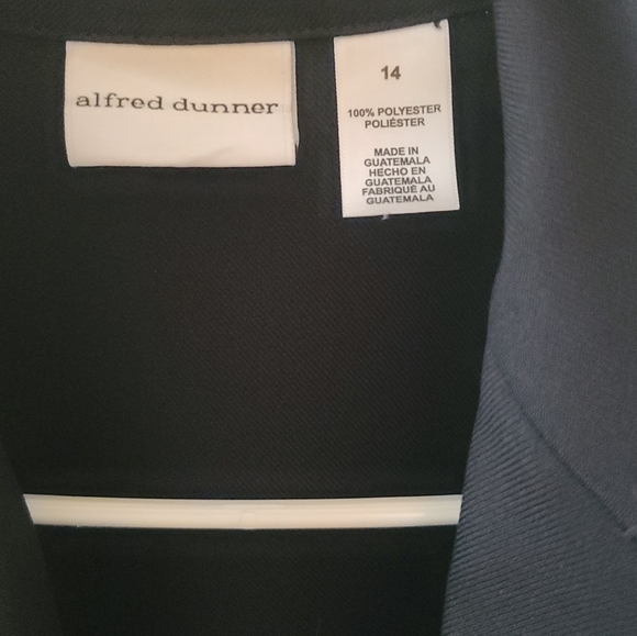 Shirts - Picture 2 of 11